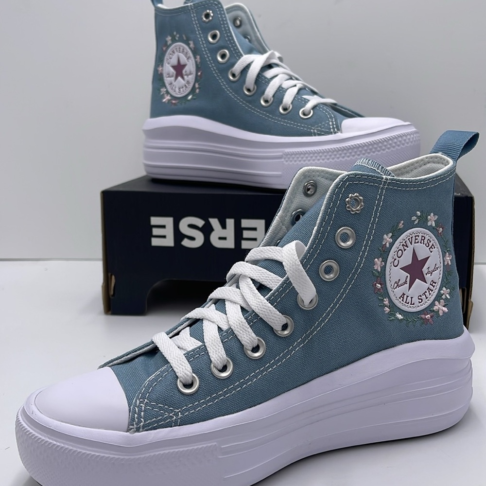 Vans WMNS A07237C
CTAS MOVE HI COCOON BLUE/WHITE Platforms Sneakers Chuck Taylor - Picture 15 of 16